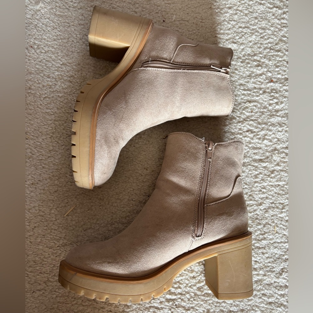 Chelsea boot